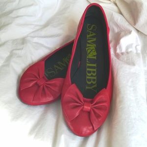 Sam and Libby red bow flats